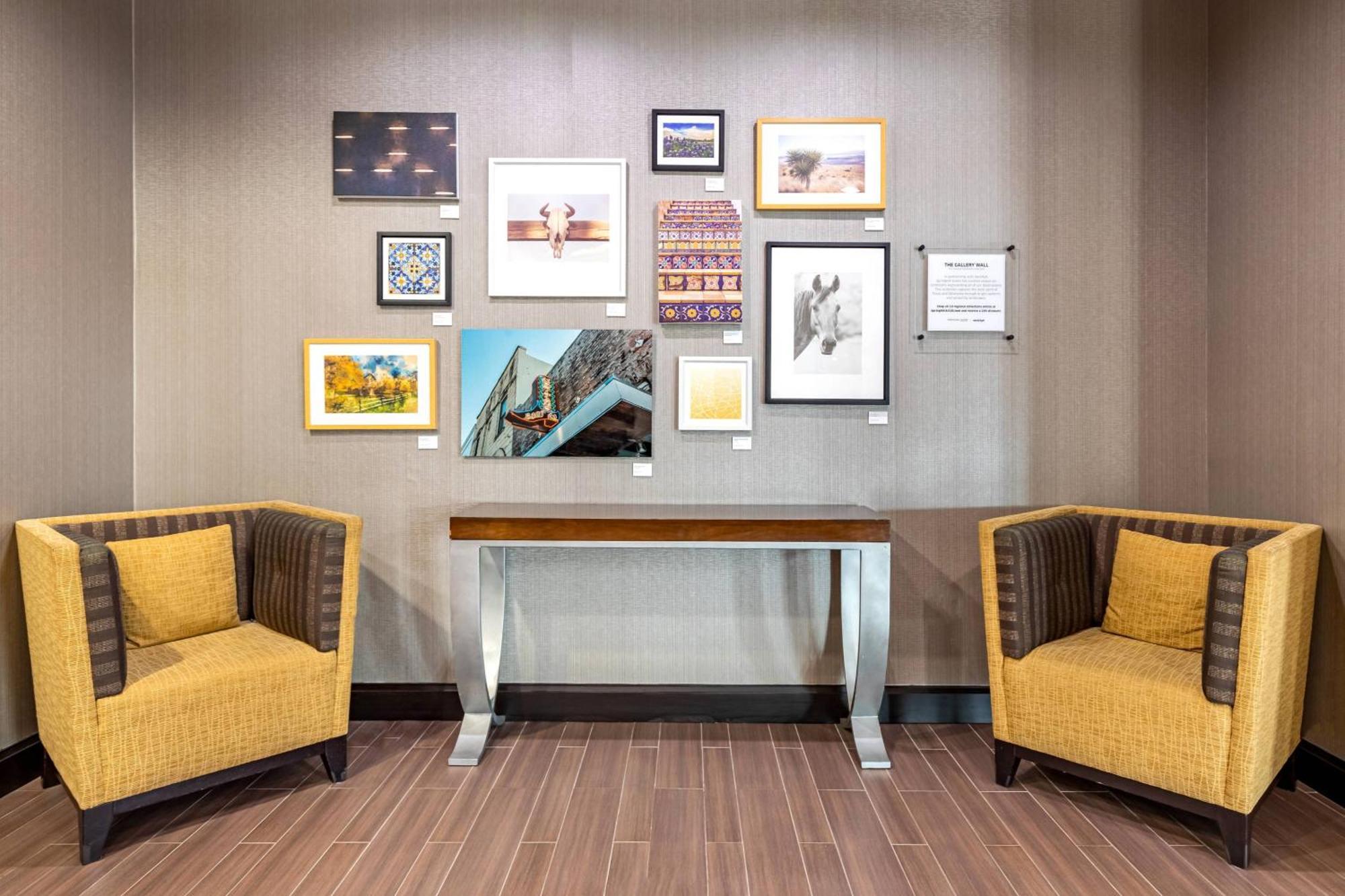Springhill By Marriott Waco Hotel
