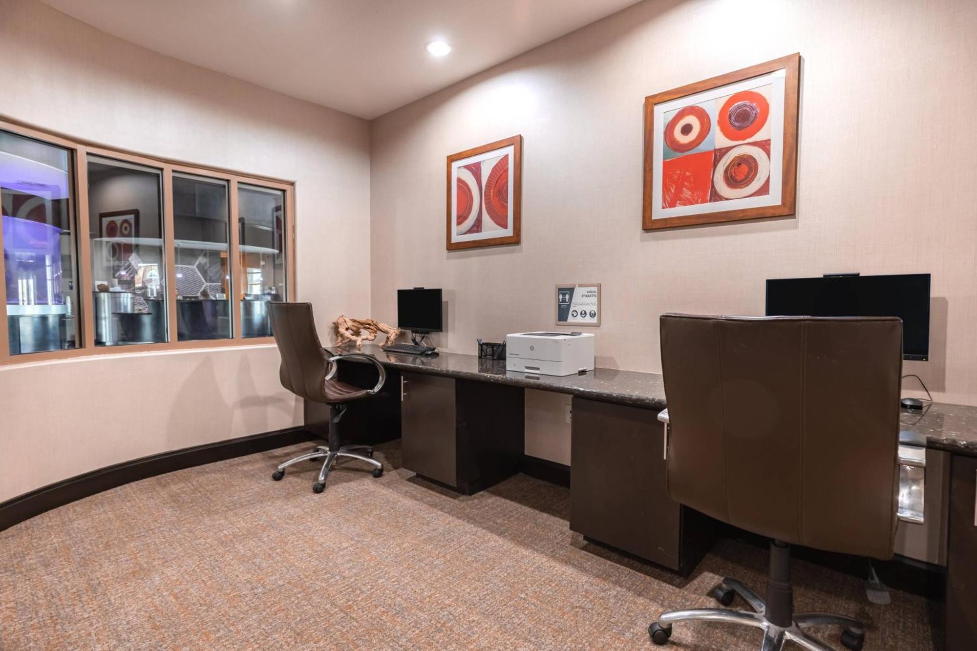 Springhill By Marriott Waco Hotel