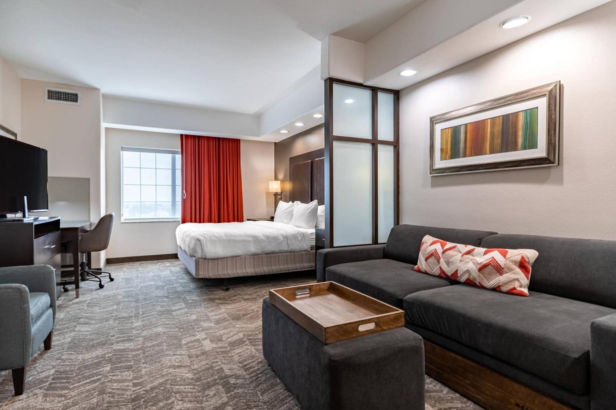 Springhill By Marriott Waco Hotel 3*