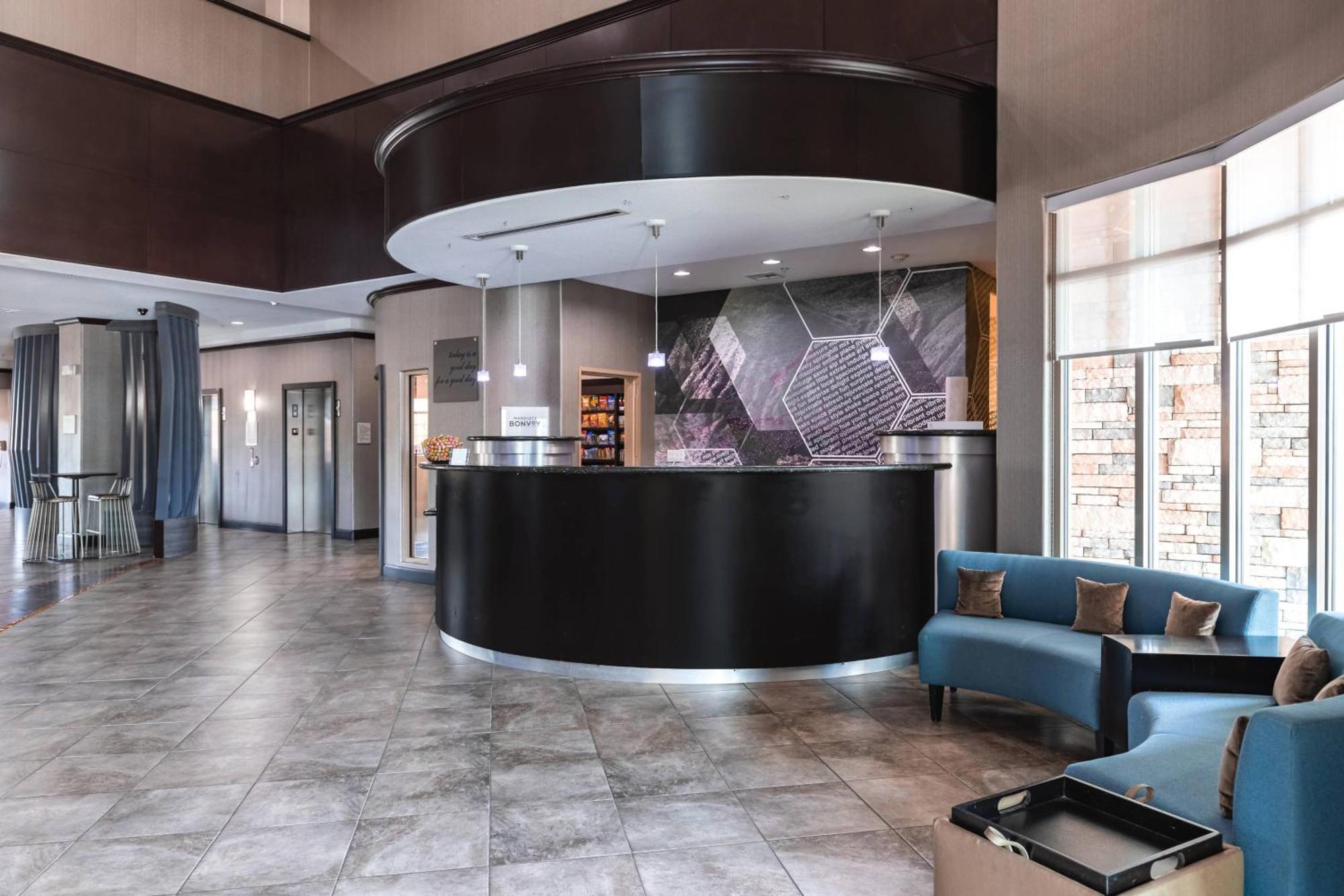 Hotel Springhill By Marriott Waco