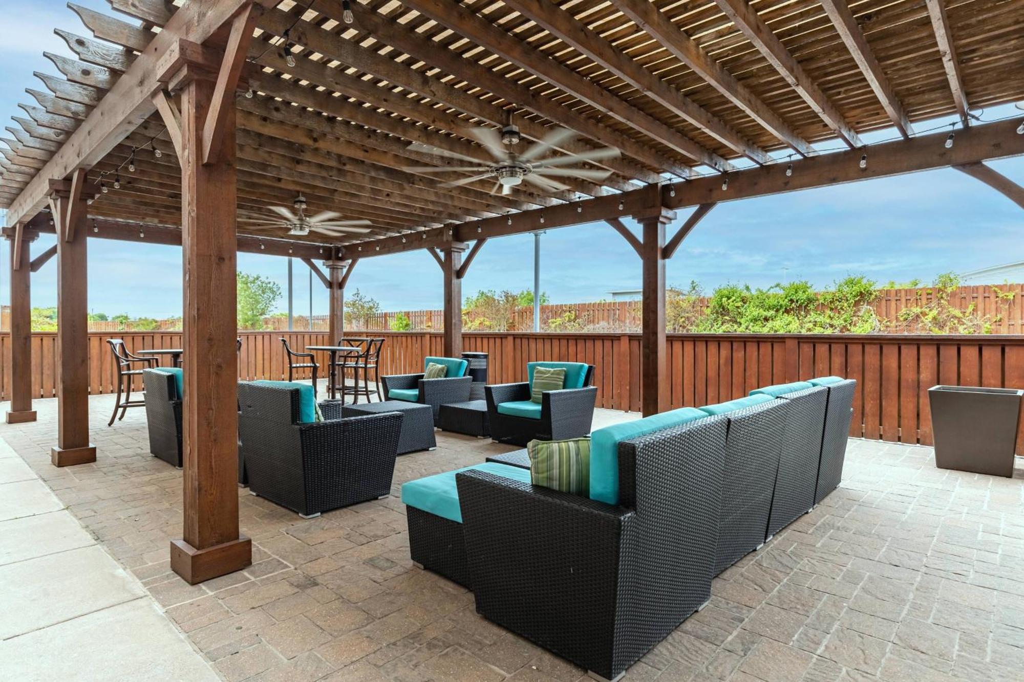 Springhill By Marriott Waco Hotel 3*