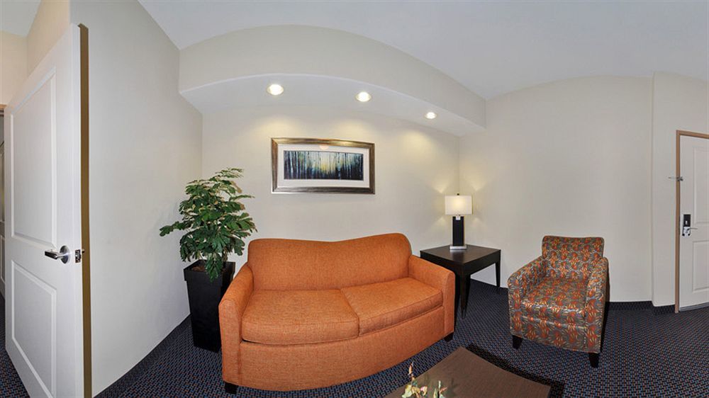Hotel Springhill By Marriott Waco